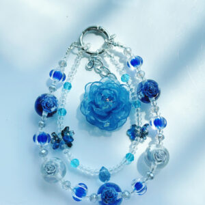Glow-in-the-dark flower phone chain
